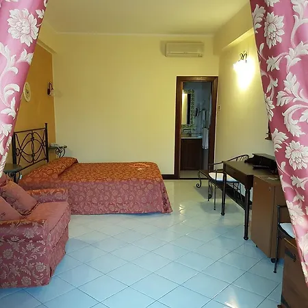 A Pinnata 4*
