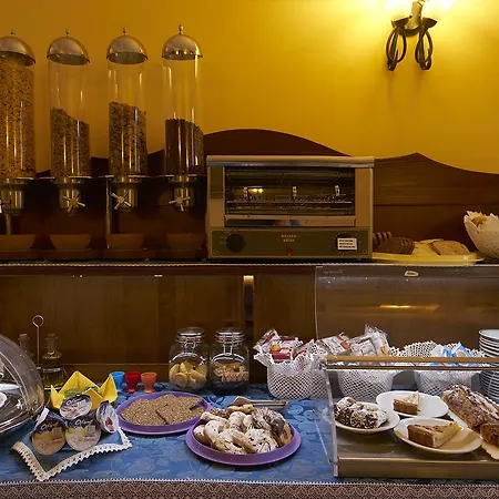 에이 핀나타 리파리