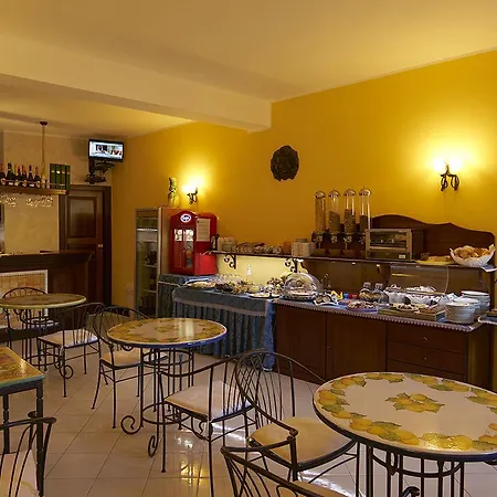 A Pinnata Hotel Lipari (Isola Lipari)