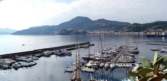 A Pinnata Hotell Lipari (Isola Lipari)