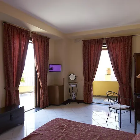 A Pinnata Hotel