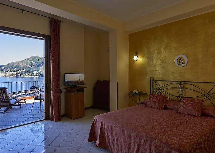 A Pinnata ليباري